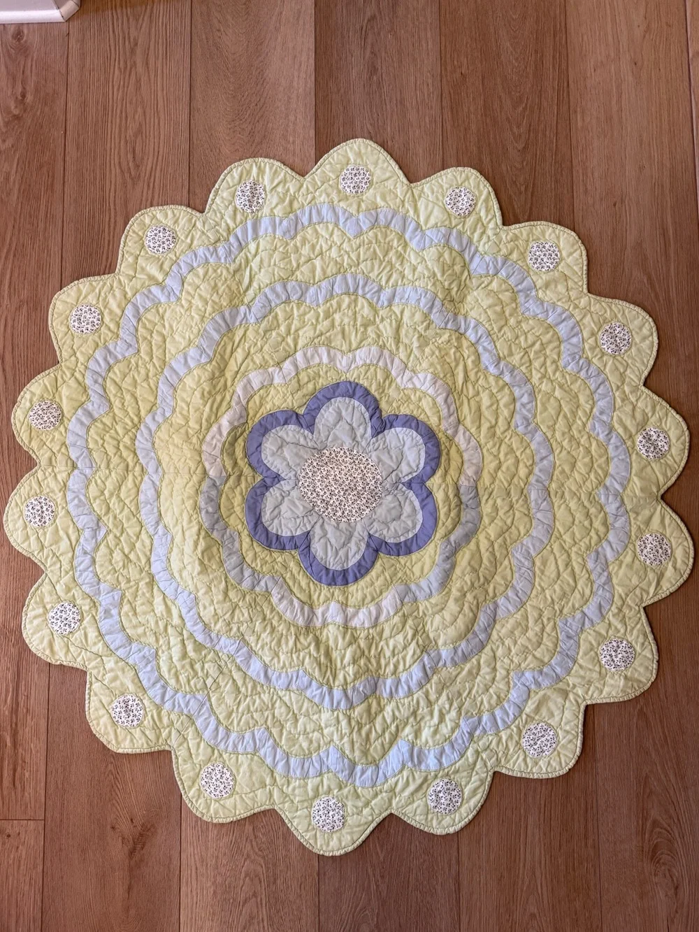 NWOT Pottery Barn Kids Baby Crib Quilt 46 In Flower Can Be Used As Tablecloth